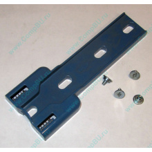 Синий пластмассовый фиксатор-защёлка HP 224981-001 для 5.25" устройств в HP ML370 (Тамбов)